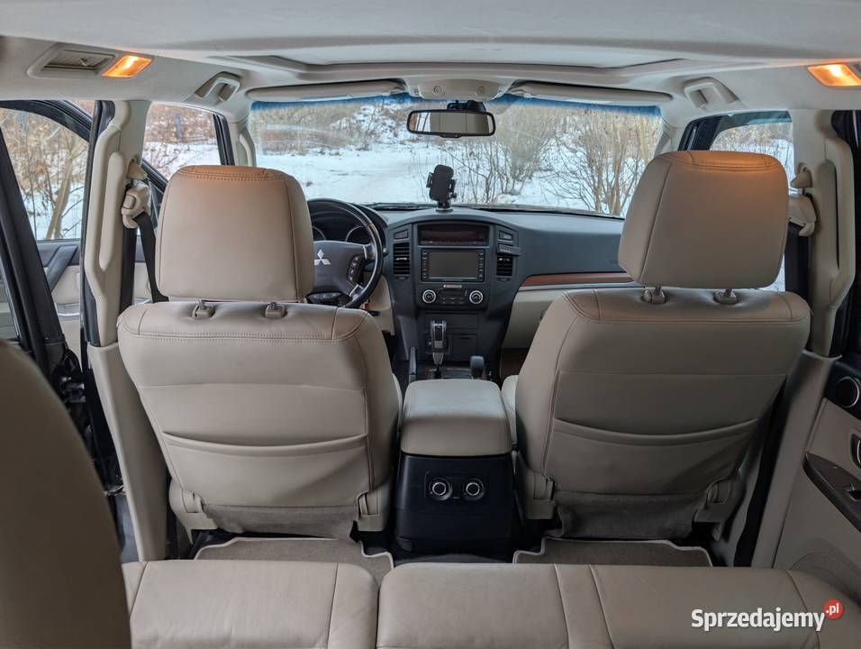 Mitsubishi Pajero IV 32 DiD Instyle AT 2012 7 283000km Warszawa