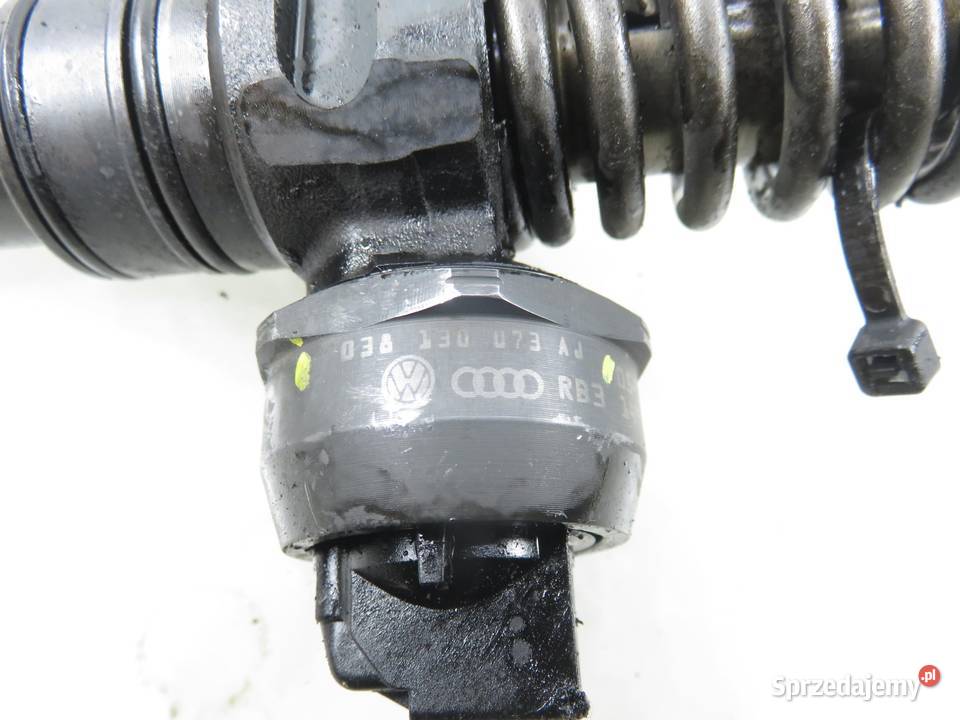POMPOWTRYSKIWACZ VW GOLF IV 19 TDI 038130073AJ małopolskie