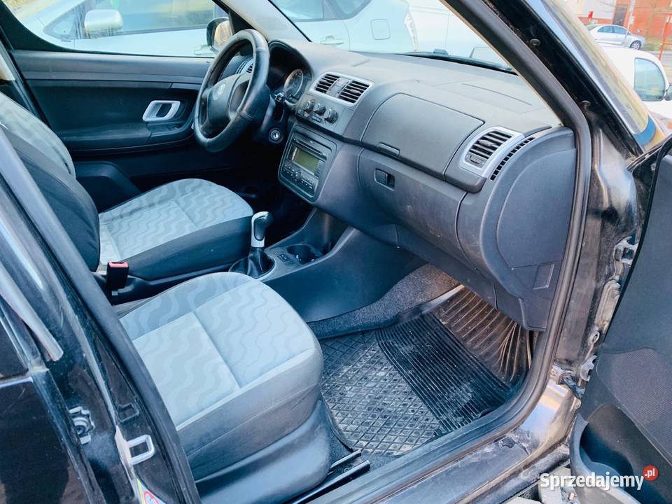 Skoda roomster benzyna LPG czarny Szczecin