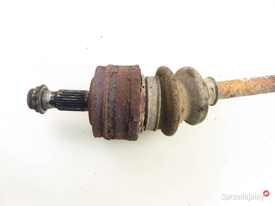 PÓŁOŚ PRAWA TYLNA MERCEDES W124 250 D