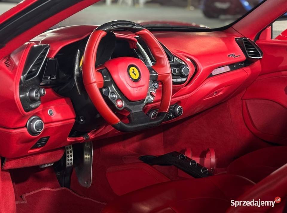 FERRARI 488SPIDERCARBON 2017 Rok produkcji 2017 Wrocław