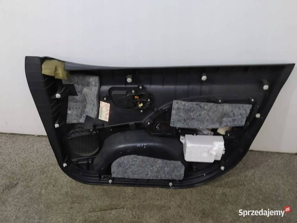 TAPICERKA BOCZEK LEWY PRZÓD KIEROWCY Mitsubishi świętokrzyskie sprzedam