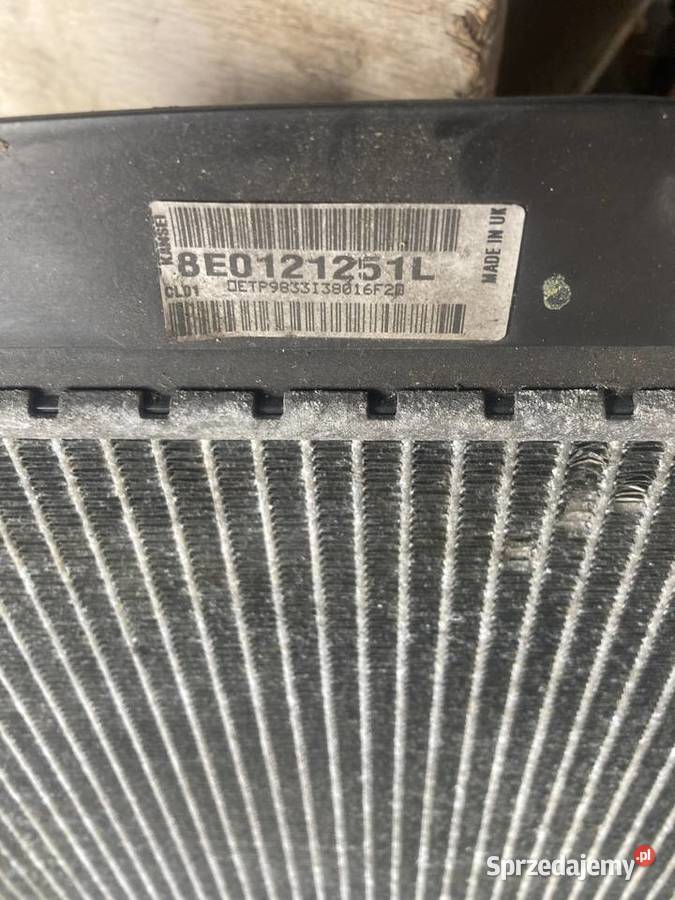 CHŁODNICA WODY AUDI A4 B7 20 TDI 8E0121251L osobowe sprzedam