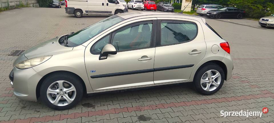 Peugeot 207 isofix