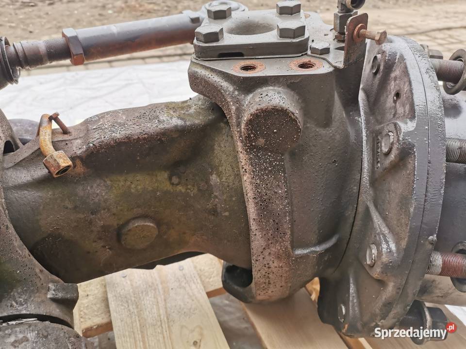 Zwrotnica lewa Claas Axion Carraro 2055 wielkopolskie Wilkowo sprzedam