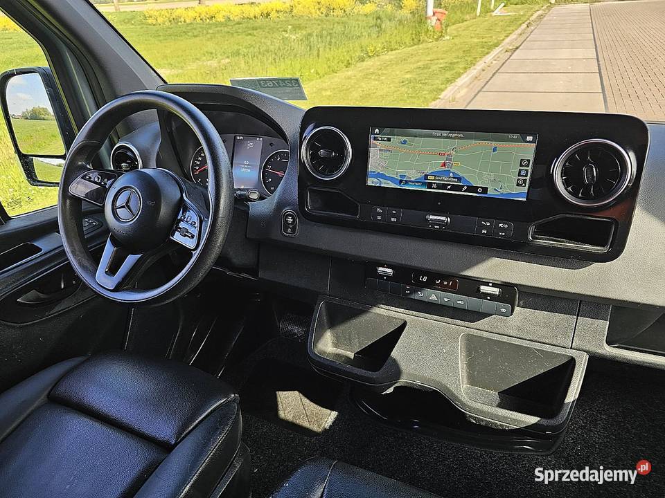 MercedesBenz SPRINTER 317 L2H1 LED Mbux10