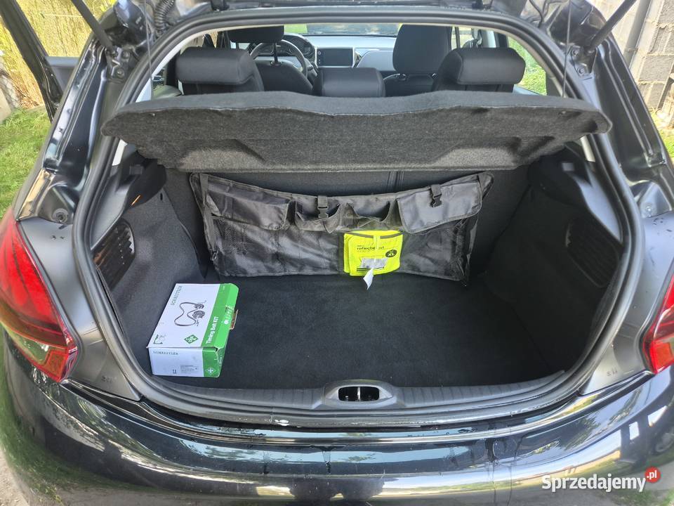 Peugeot 208 12 benzyna Nowy rozrząd i olej łódzkie Skierniewice sprzedam