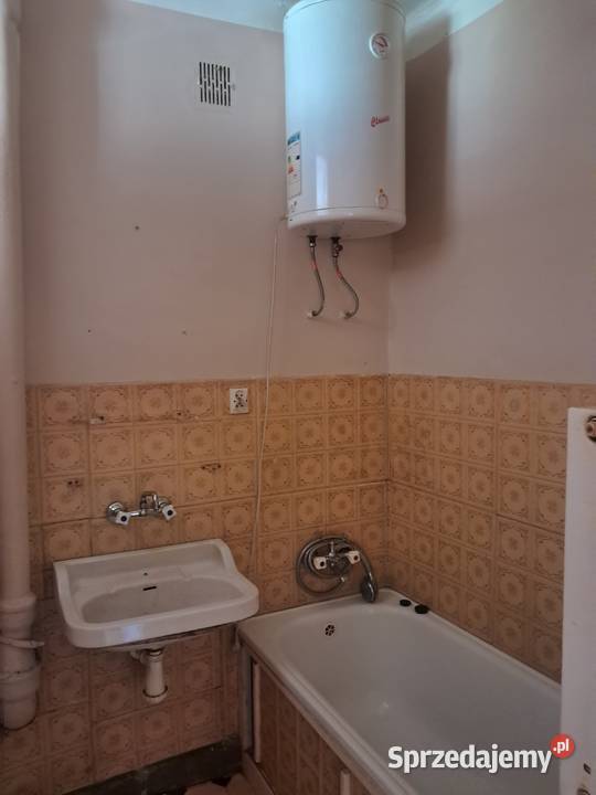 Bezpośrednio Sprzedam mieszkanie 42m2 w podlaskie Zambrów