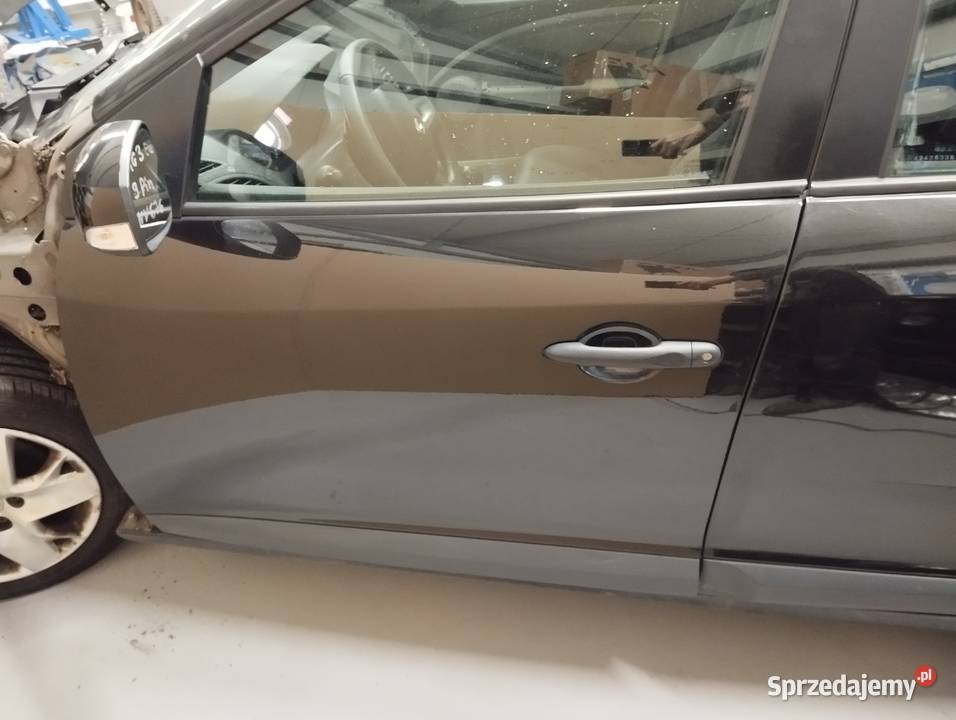 Drzwi lewy przód Megane III 3 NV676 sprzedam