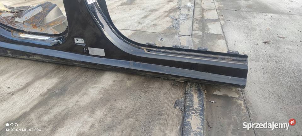 ĆWIARTKA PRÓG BOK PRAWA STRONA AUDI A6 C7 Przystajń