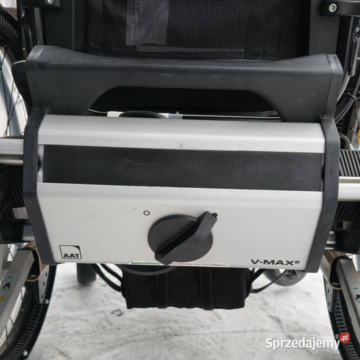 Wózek inwalidzki Invacare Rea Clematis z napędem Milanówek