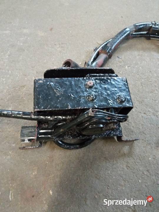 Mitsubishi L200 IV 2006 pompka blokady mostu Kościerzyna