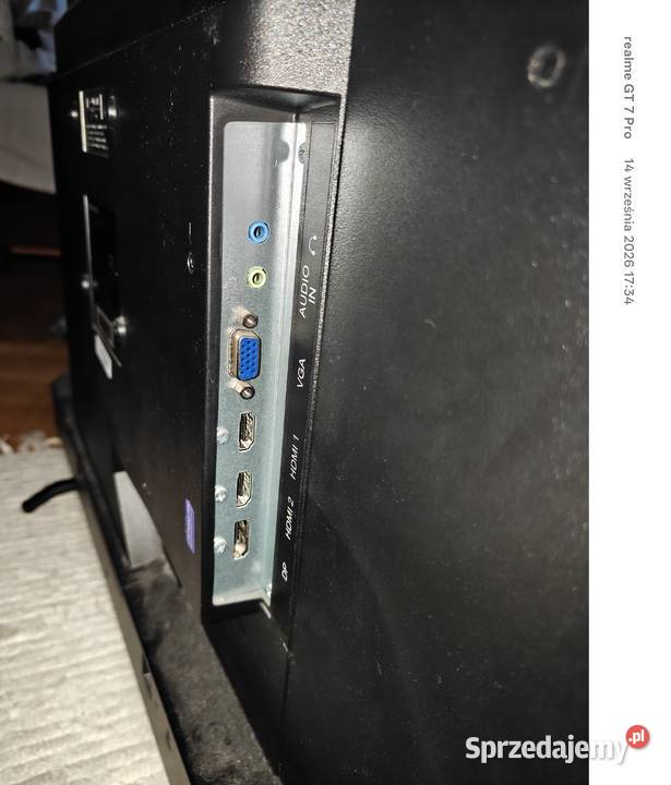 Uszkodzony Monitor 315 Medion MD 22320 świeci