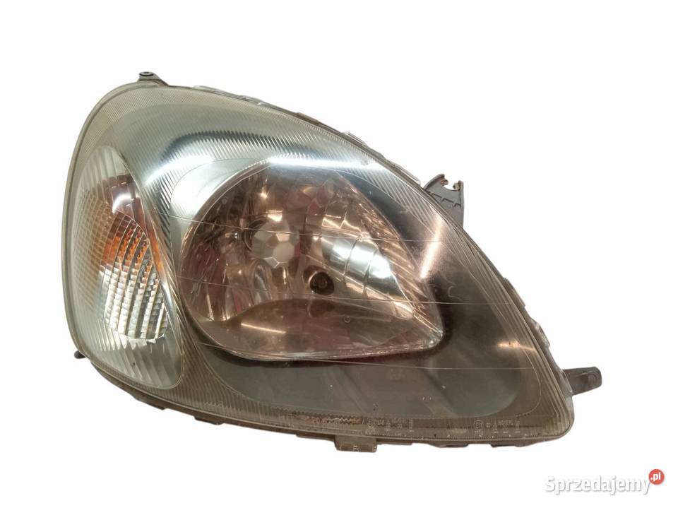LAMPA PRZÓD PRAWA EU Toyota Yaris I 19992005 Lampy przednie