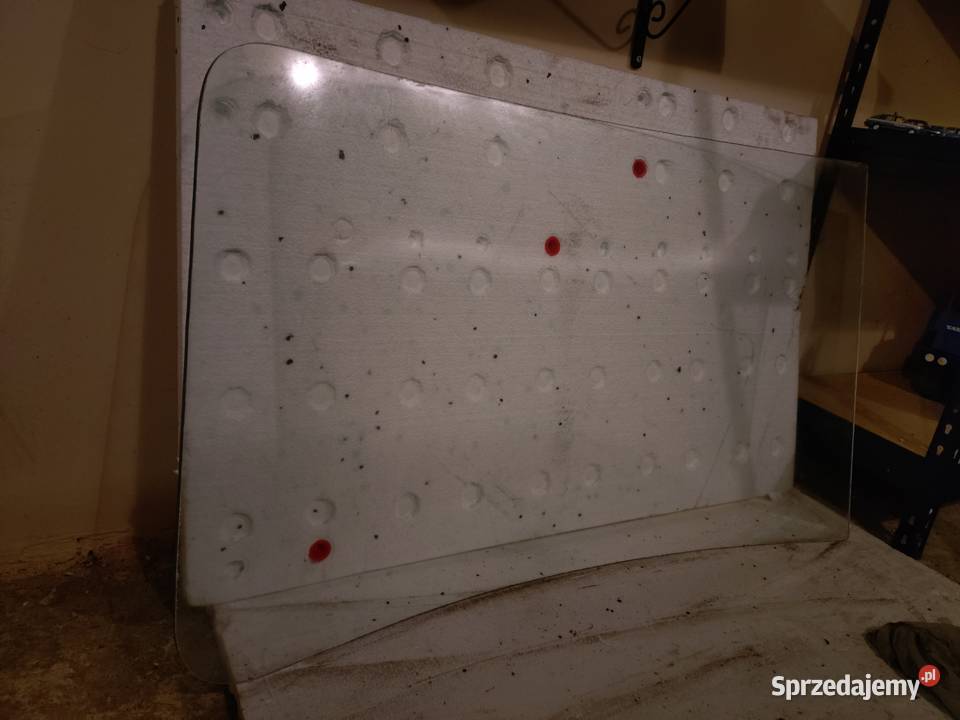 Tatra 148 Szyba czołowa lewa