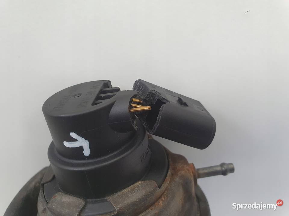 Volvo S60 II 20 D3 TURBOSPRĘŻARKA turbo 31331331 Janów