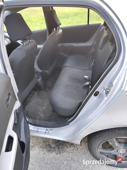 Toyota Yaris 2009 Salon 10 Benzyna 162 5 drzwi Nowa Wieś
