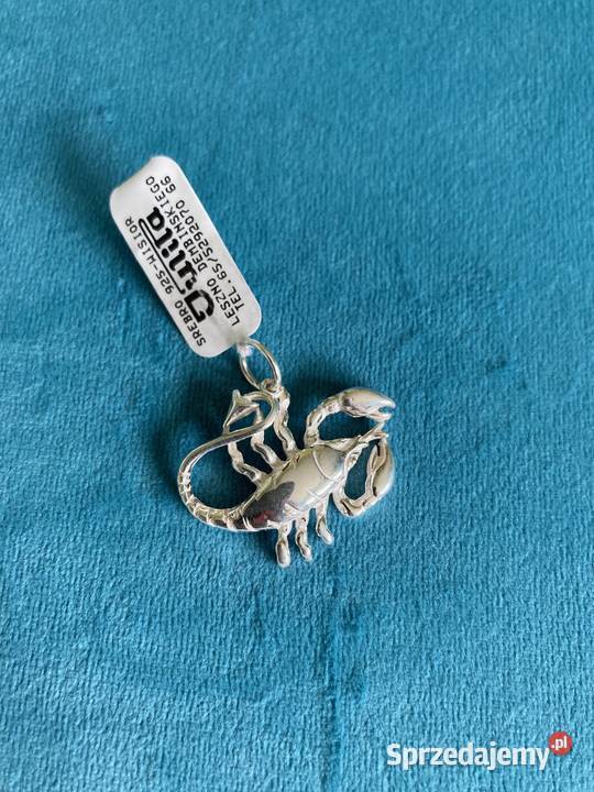 Nowy srebrny wisiorek skorpion znak zodiaku srebrne Nisko
