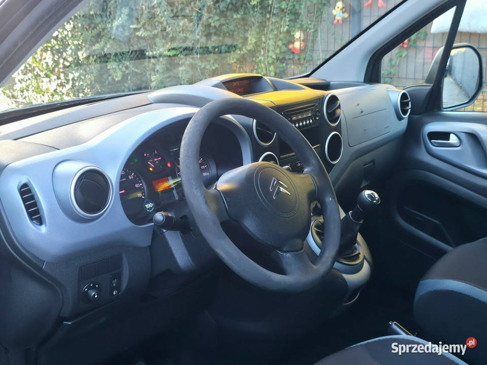 Citroen Berlingo 16 Diesel Serwisowany Bogate manualna świętokrzyskie Piekoszów