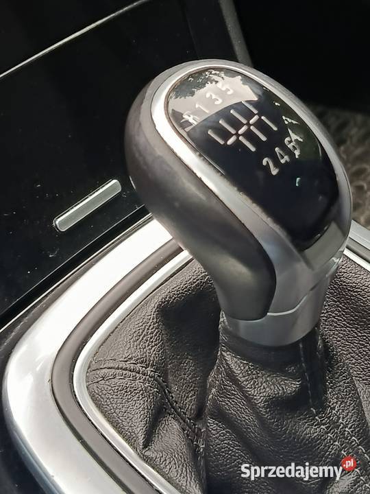 Opel Insignia gniazdo SD