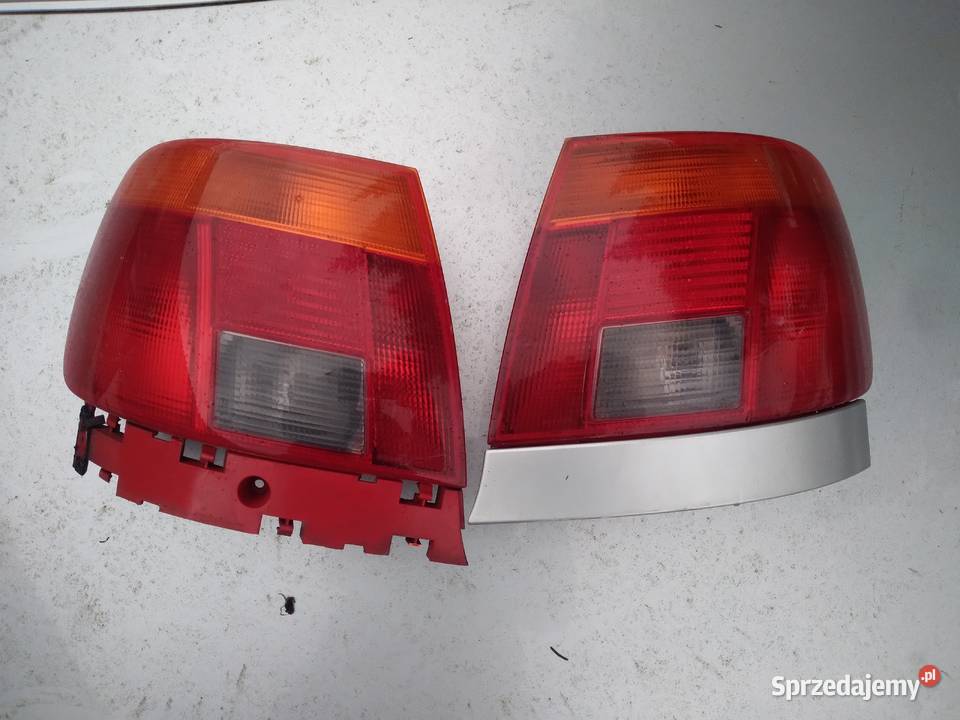 Audi A4 B5 sedan lampa tylna lewa prawa Bobrówko sprzedam