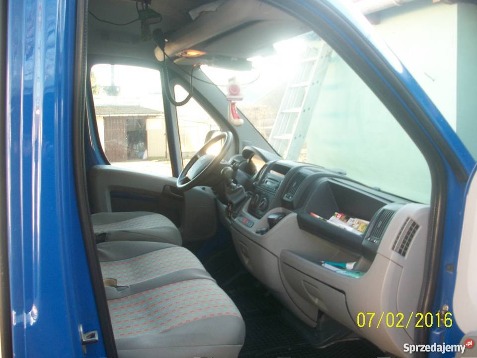 SPRZEDAM SAMOCHÓD DOSTAWCZY poduszka powietrzna Maciejowice