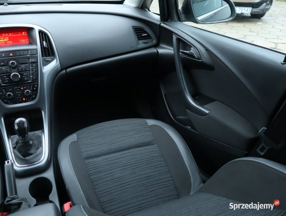 Opel Astra 14 T Sedan / Limuzyna Motoryzacja Łódź sprzedam