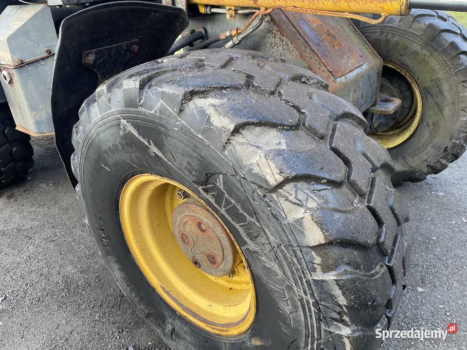 ŁADOWARKA KOŁOWA KOMATSU WA 100