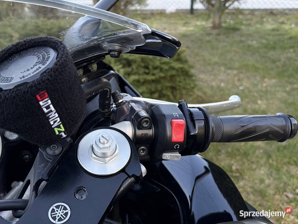 Yamaha YZFR1 RN12 RN13 ładna Oferuje dowóz Nowe Ostrowy