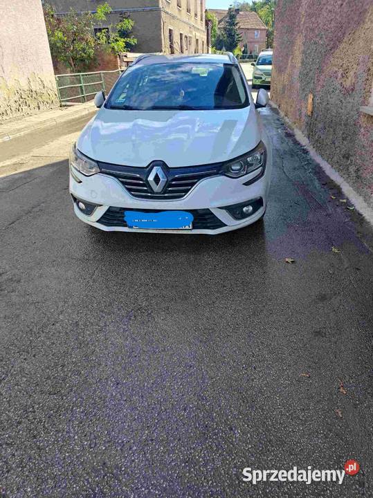 OSOBA PRYWATNASPRZEDAM 2 AUTA MEGANE4 CITROENA 79km