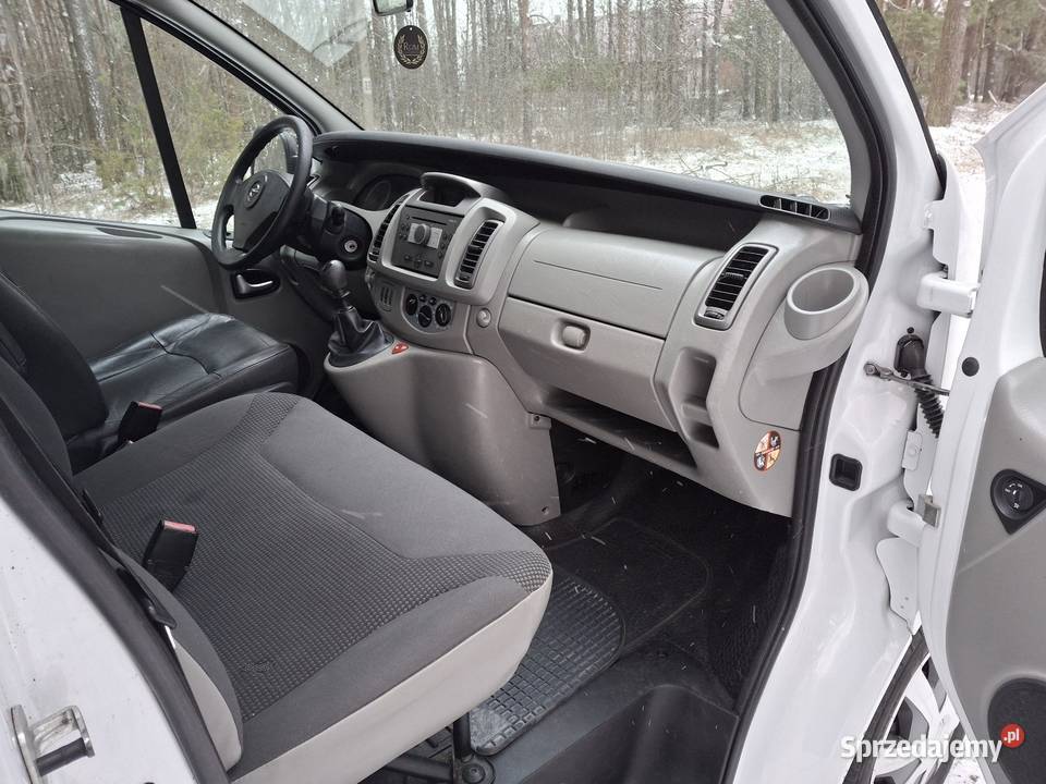 Opel Vivaro hak Potoczyzna