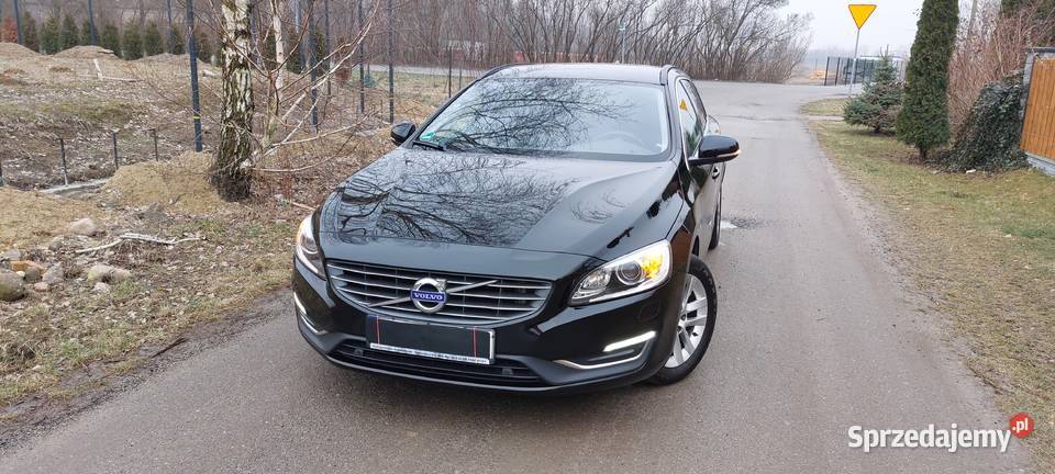 Volvo V60 Lift 20 150 D3 xenonskóranavi czujnik zmierzchu Słupno sprzedam