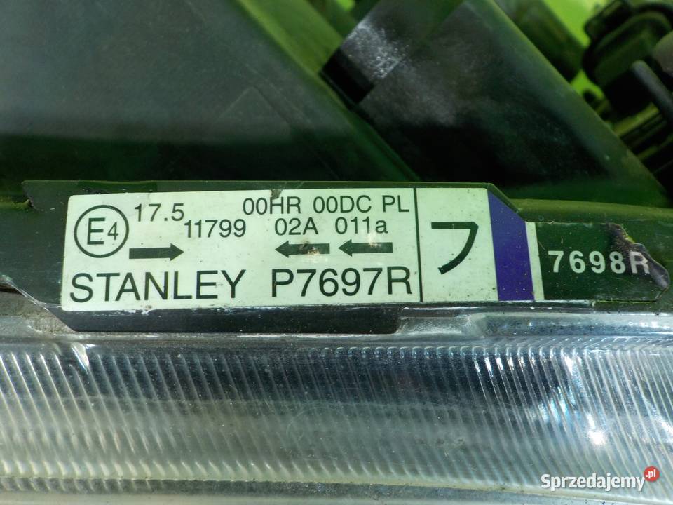 MAZDA 5 I LIFT 20 B 08r 5D XENON lampa prawa Lampy przednie