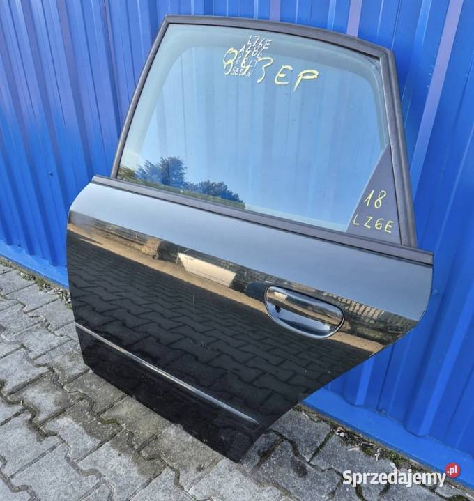 18 DRZWI TYŁ LEWY TYLNE LEWE AUDI A4 B6 SEDAN Działoszyce