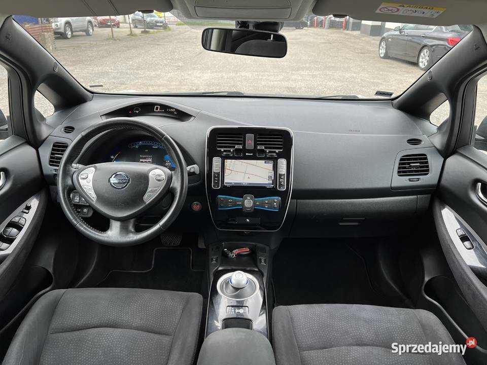 Nissan Leaf 100 Elektryczny Pompa Ciepła Pełna światła do jazdy dziennej