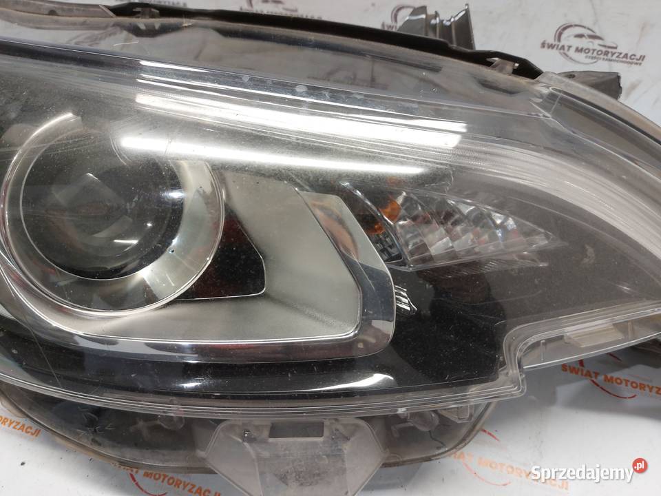 PEUGEOT 2008 lampa prawa przód ANGLIK Kielce
