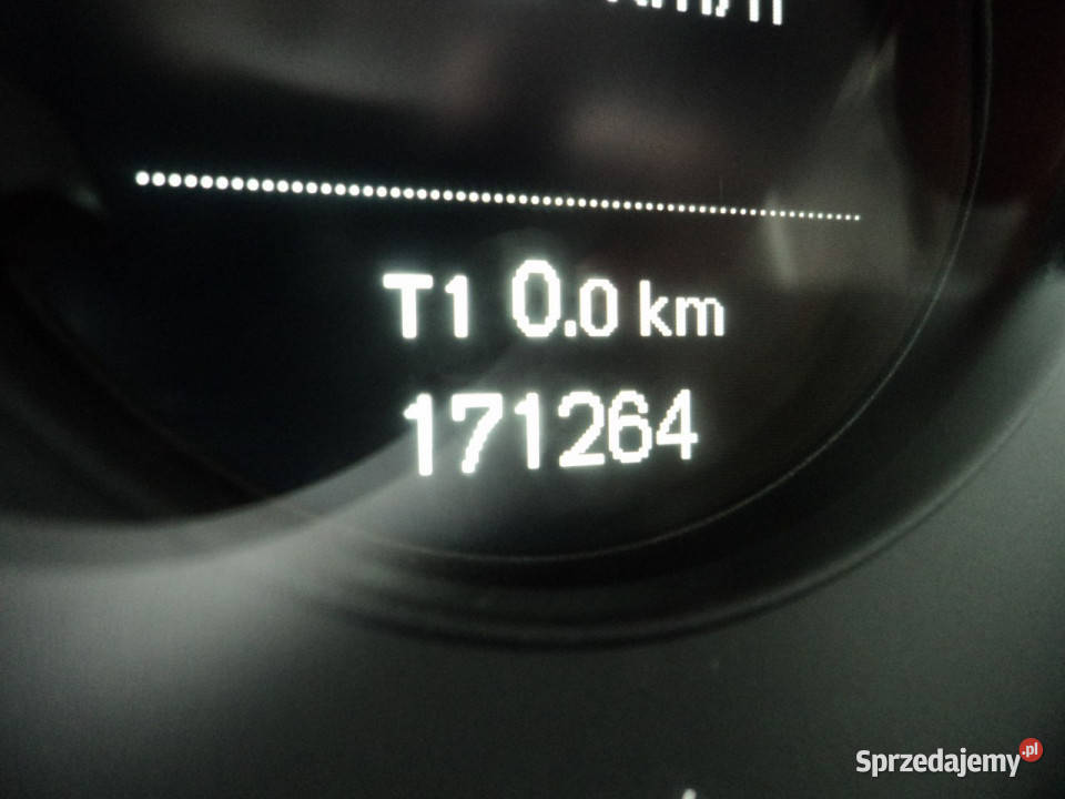 Volvo V60 sprzedam ładne VOLVO V60 16 B 150 STAN kurtyny powietrzne sprzedam