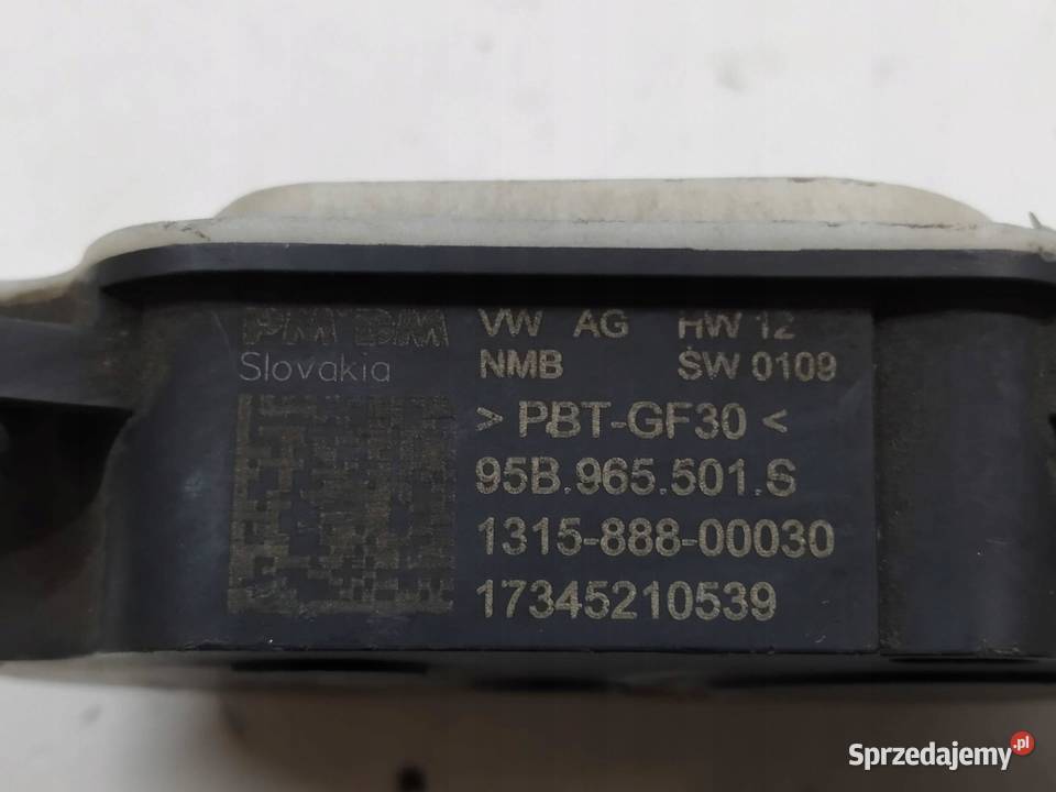 SILNICZEK ROLETY ŻALUZJI 95B965501S Skoda Superb