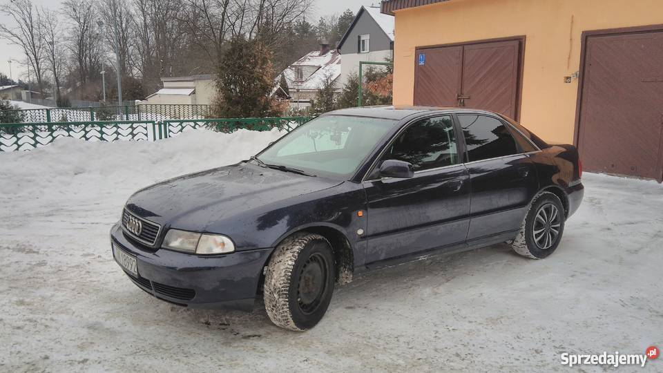 Audi a4 b5 26 V6 150 POSZANOWANA Zarejestrowany w Polsce Audi Warszawa sprzedam