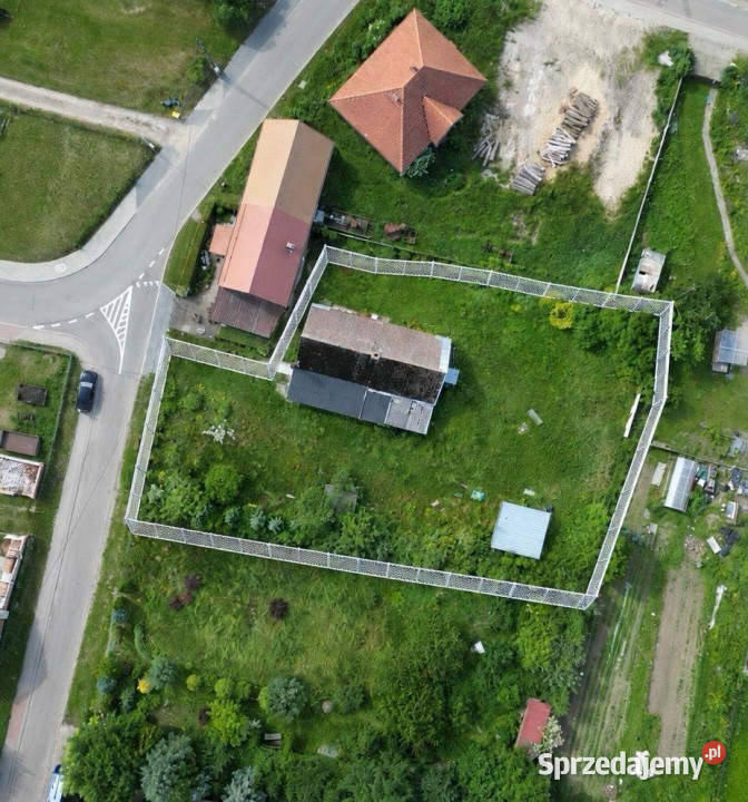 Na sprzedaż działka 1752 m z domem Siemianice