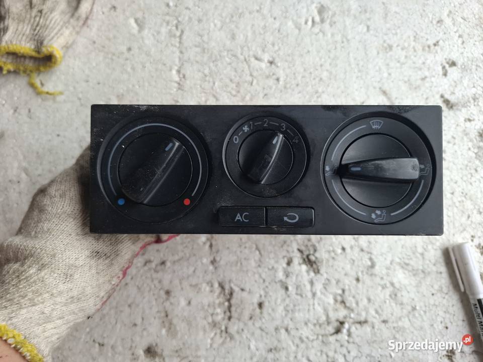 Panel Nawiewu Volkswagen Golf IV Części samochodowe Wisznice