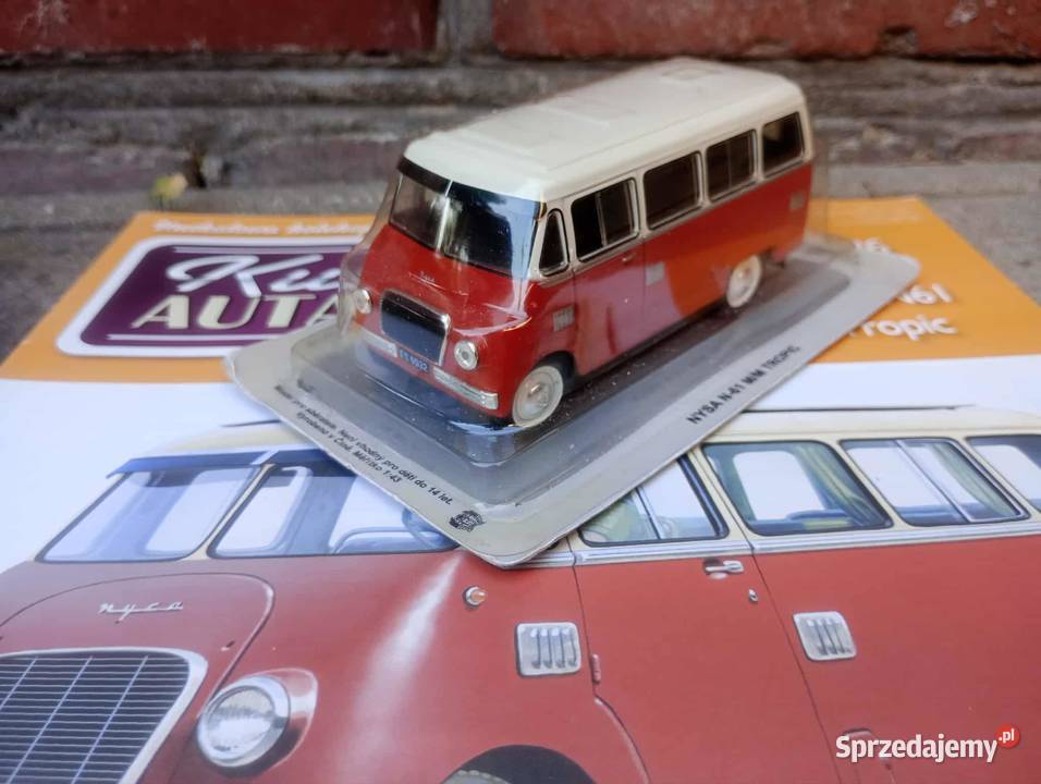 NYSA N61 MM TROPIC BUS Kultowe auta PRL model Warszawa