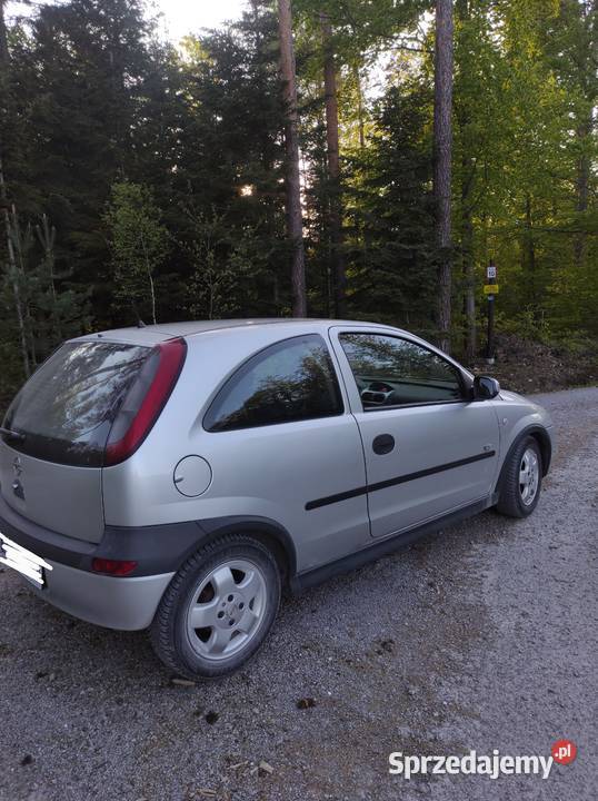 Opel Corsa C samochód srebrny Dębica
