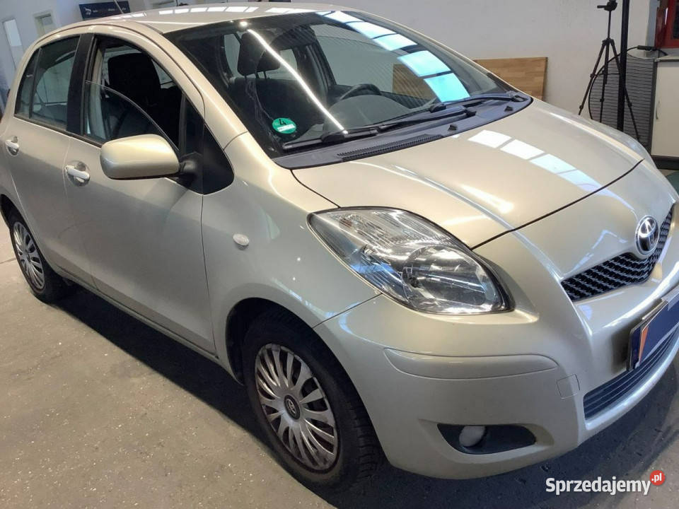 Toyota Yaris 5drzwi10 Benzyna VVTiNiski klimatyzacja Wejherowo