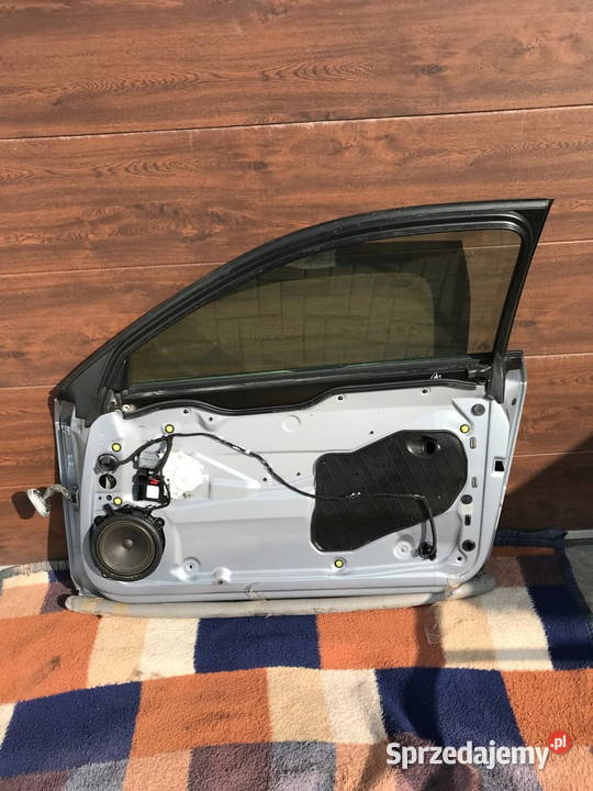 DRZWI PRAWY PRZÓD PRAWE PRZEDNIE AUDI A3 S3 8P