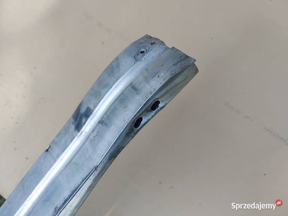 Belka zderzaka przednia przód AUDI Q5 osobowe łódzkie Łódź
