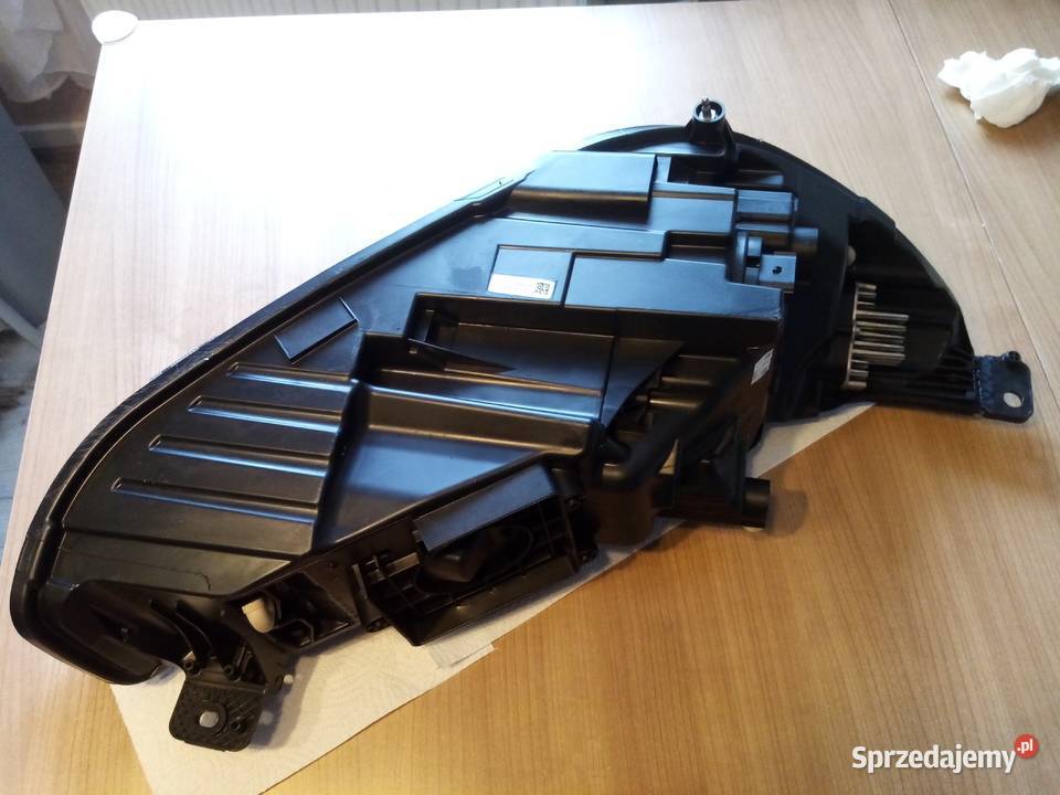 Lampa full LED nowy model ford focus Części samochodowe Ostrów Wielkopolski sprzedam