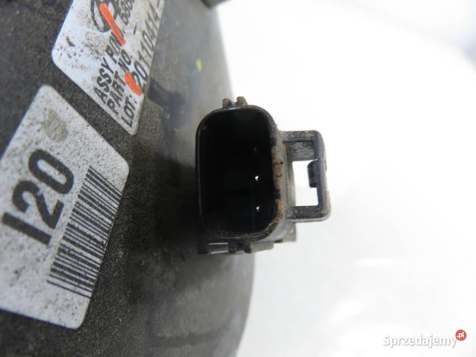 SERWO HYUNDAI ix35 16 201104140695 585002Y200