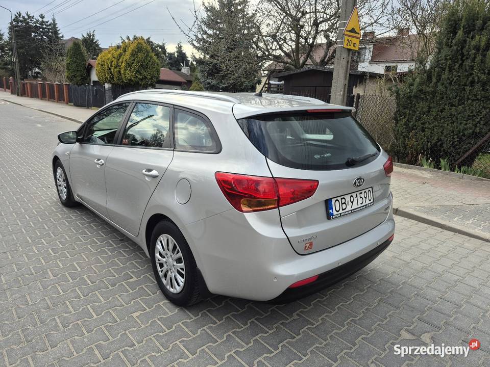 Kia Ceed 2015r SALON POLSKA Serwis ASO światła do jazdy dziennej Ożarów Mazowiecki