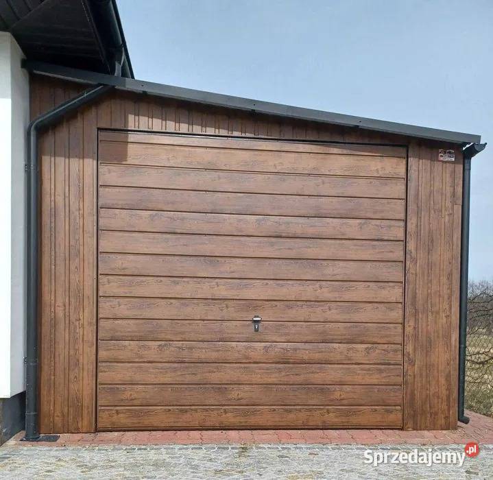 Mały Garaż Drewnopodobny Wiatka Zadaszenie Będzin